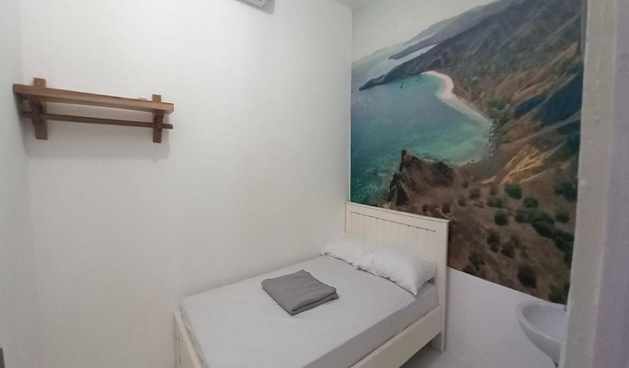 Oyo 90974 Homestay Golo Koe Sejahtera Labuan Bajo Luaran gambar