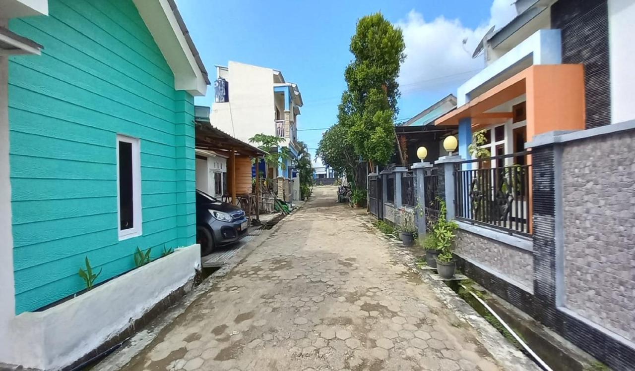 Oyo 90974 Homestay Golo Koe Sejahtera Labuan Bajo Luaran gambar