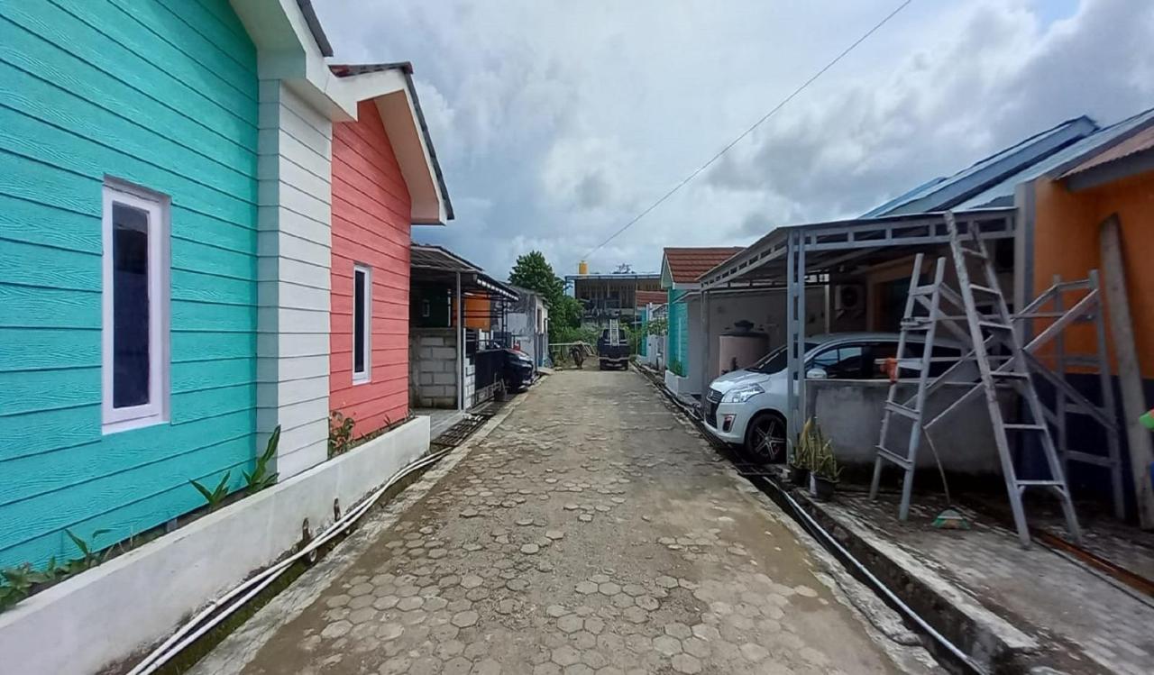 Oyo 90974 Homestay Golo Koe Sejahtera Labuan Bajo Luaran gambar