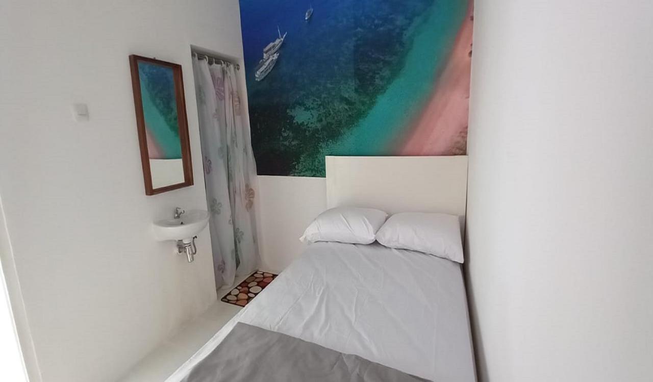 Oyo 90974 Homestay Golo Koe Sejahtera Labuan Bajo Luaran gambar
